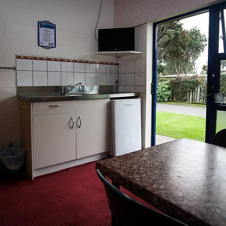 New Plymouth Top 10 Holiday Park Chambre photo