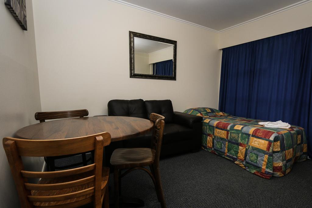 New Plymouth Top 10 Holiday Park Chambre photo
