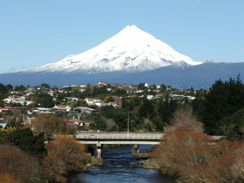 New Plymouth Top 10 Holiday Park Extérieur photo