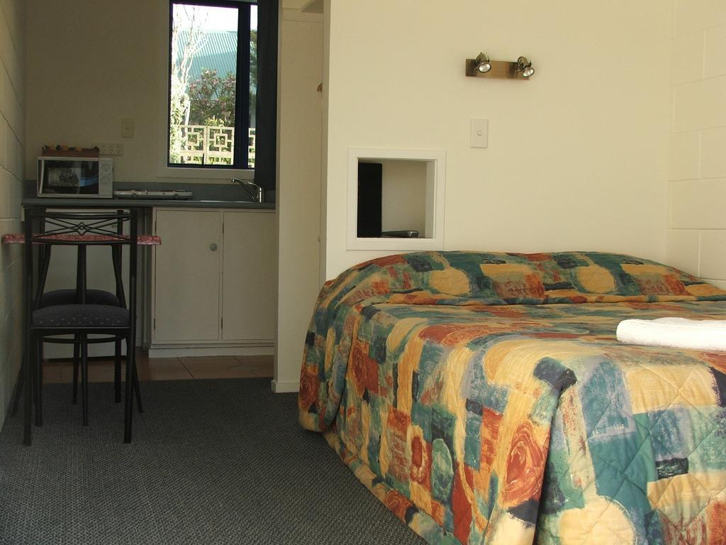New Plymouth Top 10 Holiday Park Chambre photo