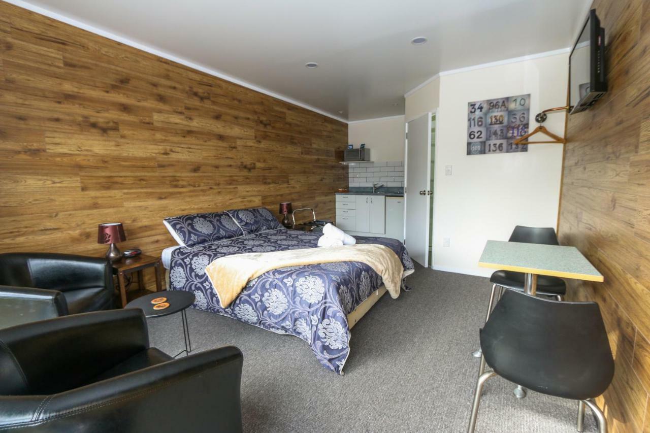 New Plymouth Top 10 Holiday Park Extérieur photo